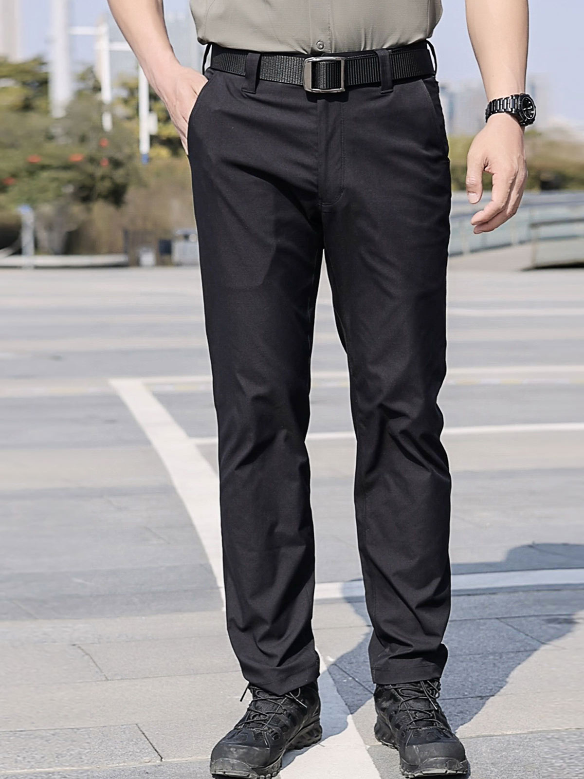 Everyday Outdoor Pants 或 Urban Utility Pants